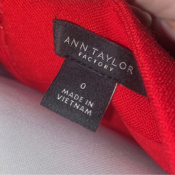 Ann Taylor Solid Red Dress - Picture 3 of 3